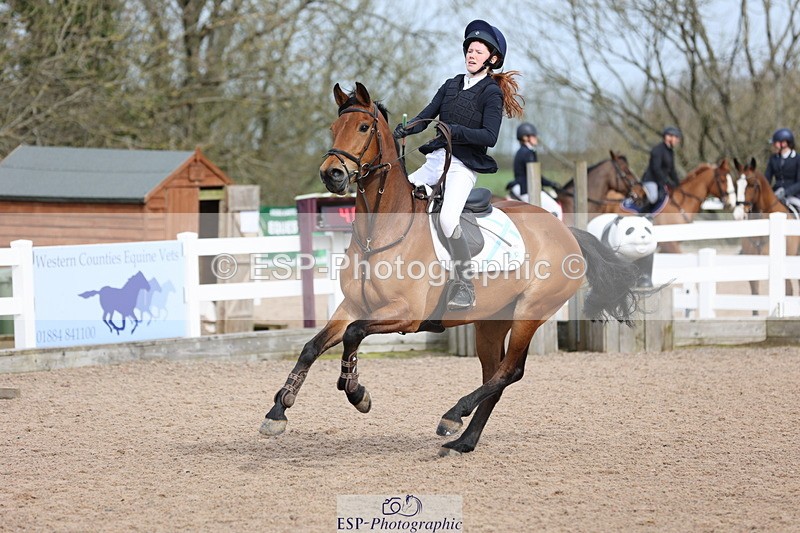 240406A-104211-02823 - Cls 20 British Novice and 90cm Open