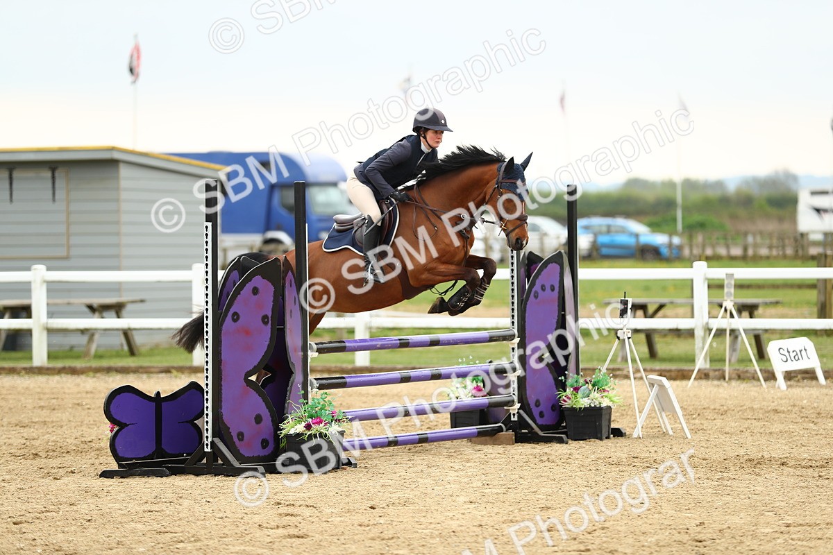 SBM_000507 - Class 2 - Senior British Novice 90cm
