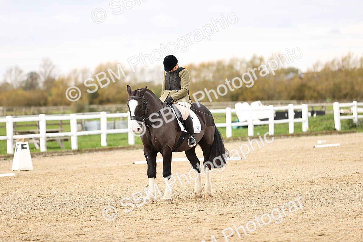 SBM_001352 - Class 2-4 - Intro 1 Intro 3