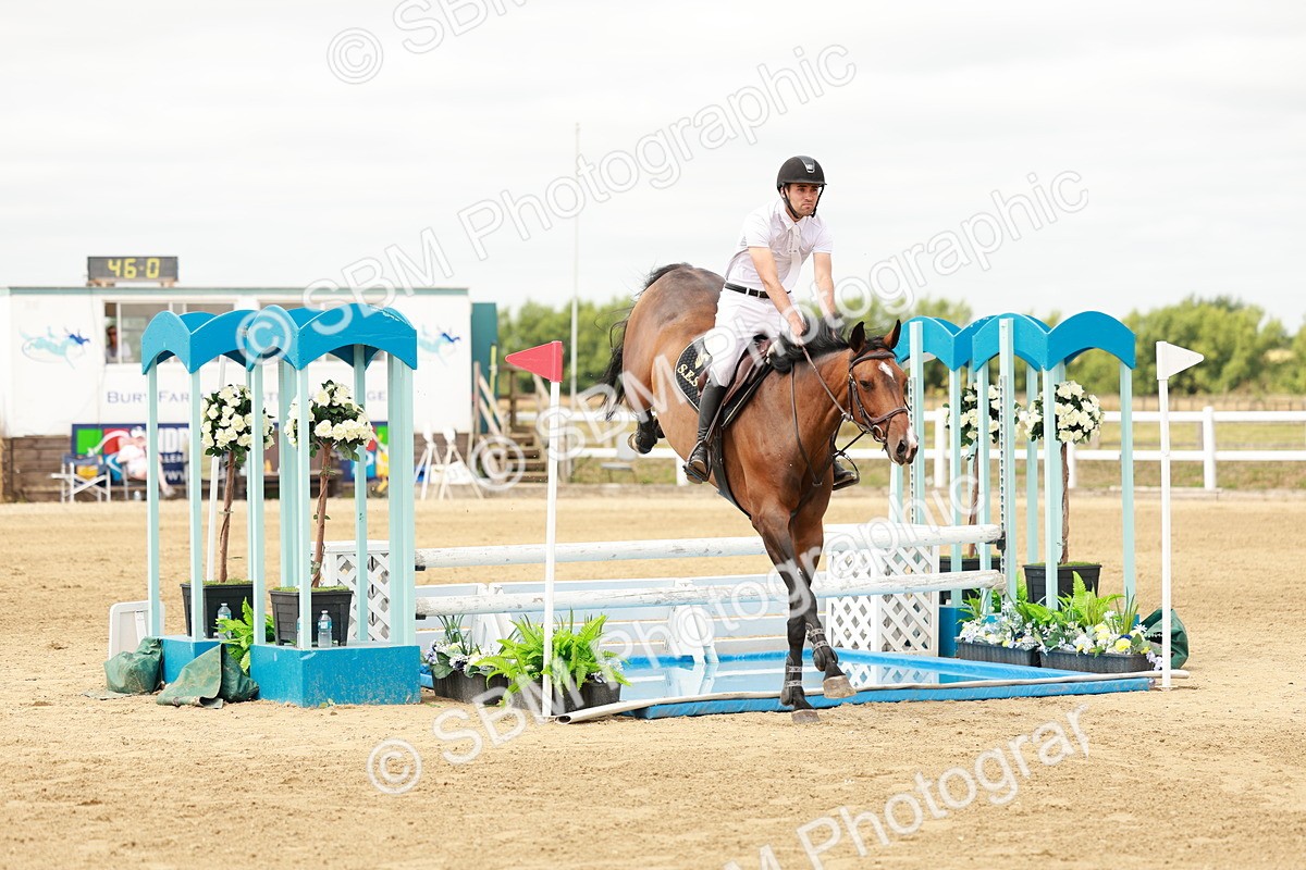 SBM_017353 - Class 21 - Senior Newcomers Championship 2d Rd