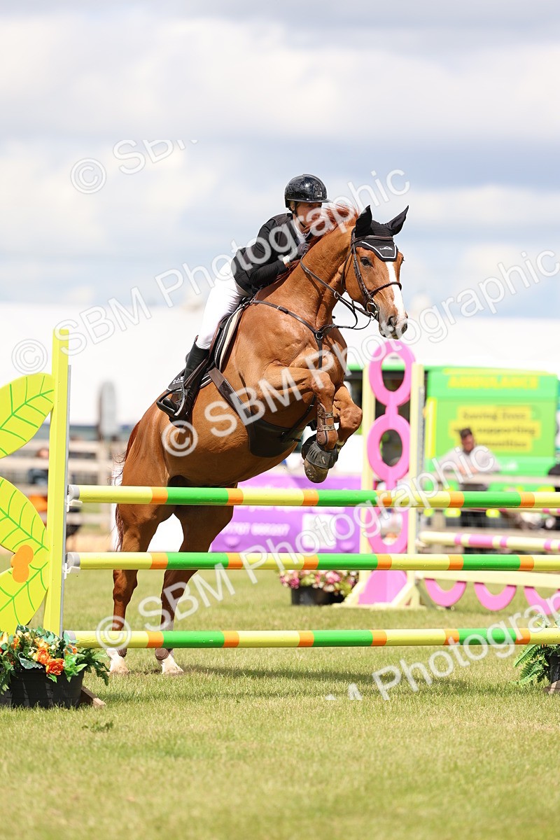 SBM_13848 - Class 206 - Senior Newcomers - 1.10m Open