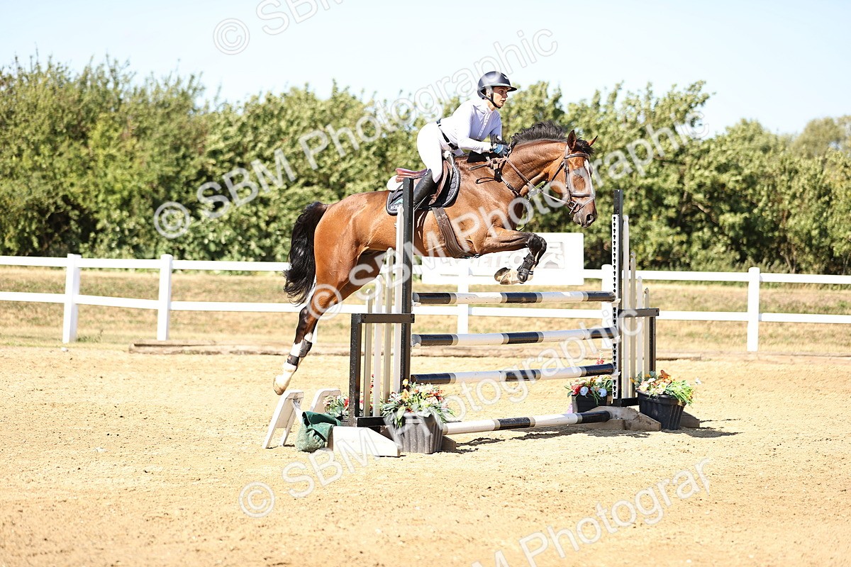 SBM_015622 - Class 16 - Senior foxhunter - 1.20m Open
