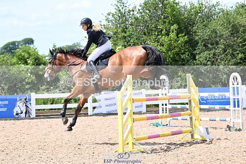 240619A-141324-00484 - Cls 4 Snr Newcomers and 1.10m Open