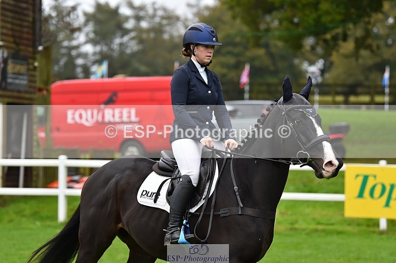 231021-105958-15938 - 004-CARTOON.HERO-Sophie.Wildern-SJ