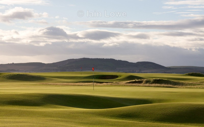 Old Course 10th approach - St Andrews Old Course Hole-by-Hole