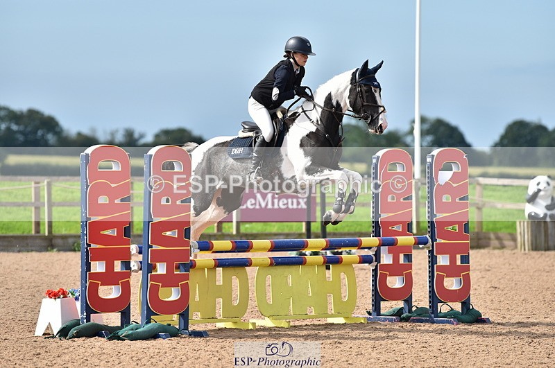 230810A-101452-00246 - Cls 8 British Novice & 90cm Open