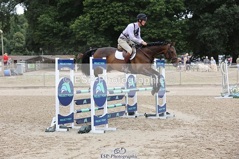 250803A-123302-12838 - M-574-William.Fox-Pitt-JABBEKA