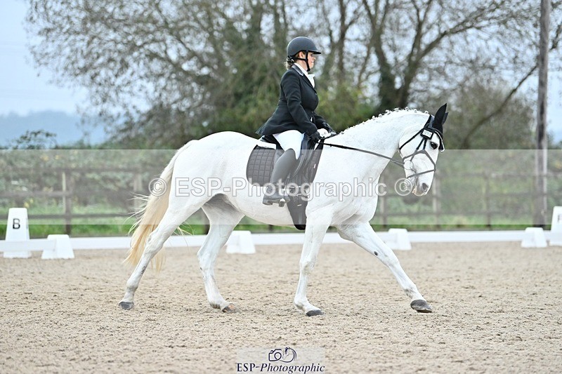 241103-154835-03241 - Novice 1 - 14.44 to 16.08