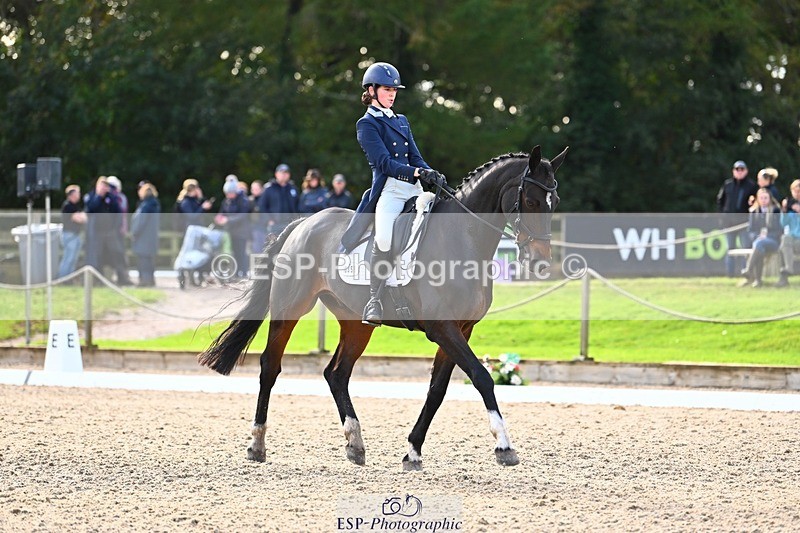 231021-143109-17848 - 358-ROYALE.MESSENGER-Anna.Singer-DR