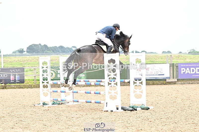 240828A-125132-00486 - Cls 3 Snr 1.05m Open