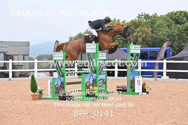 BPP_0141 - CLASS 25 SUN HOYS Redpost Equestrian Senior Foxhunter Second Round