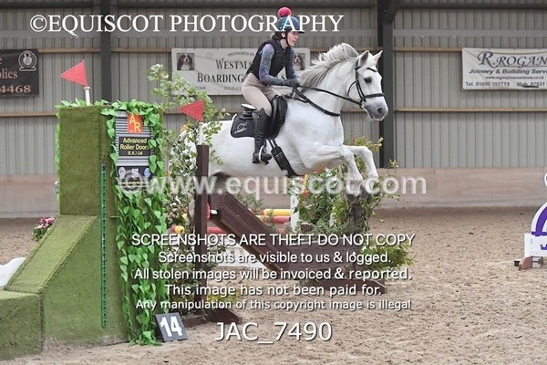 JAC_7490 - Class 3 Arena Eventing BE70 0.70m