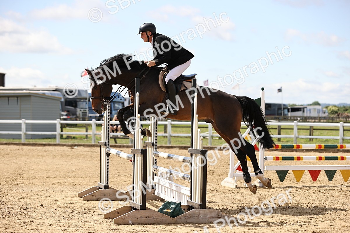 SBM_002014 - Class 9 - Senior British Novice - 90cm
