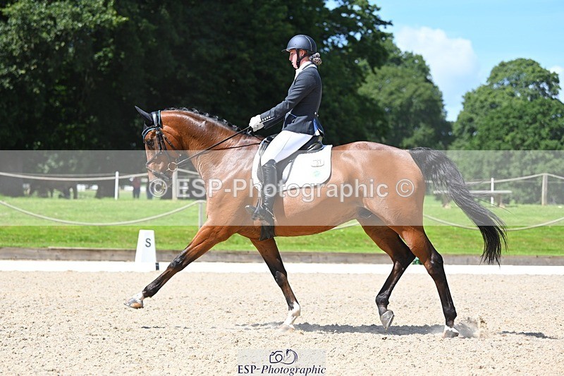 230811-124119-01360 - Cls 4 Adv Medium Silver