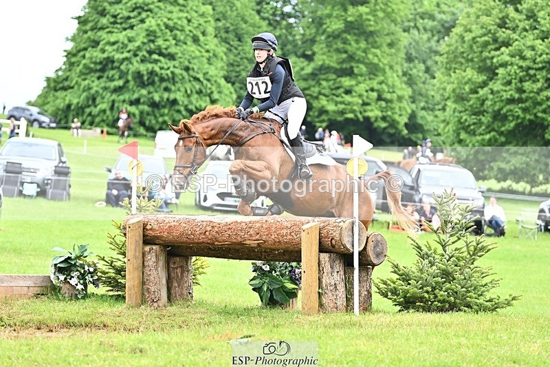 240525-150403-16159 - 212-RIVERSTOWN_ROYAL-Georgie_Frow