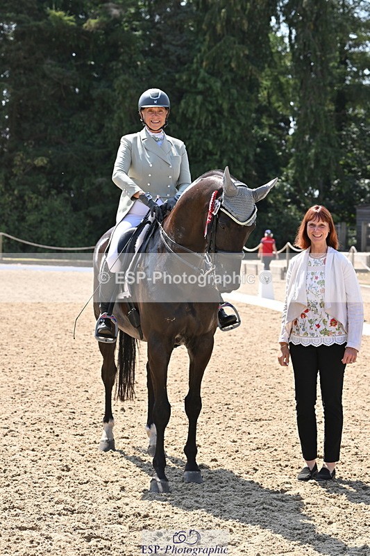 250810A-123742-06484 - Intermediate I SILVER Presentations