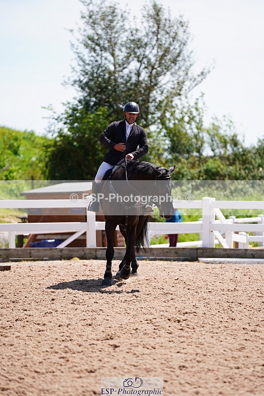 240525A-132434-06199 - Cls 17 National 1.30m