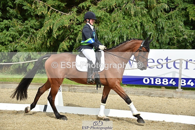 230812-160958-05460 - Novice Bronze Presentations