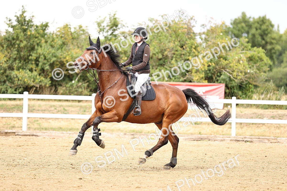 SBM_026966 - Class 13 - Senior Newcomers - 1.10m