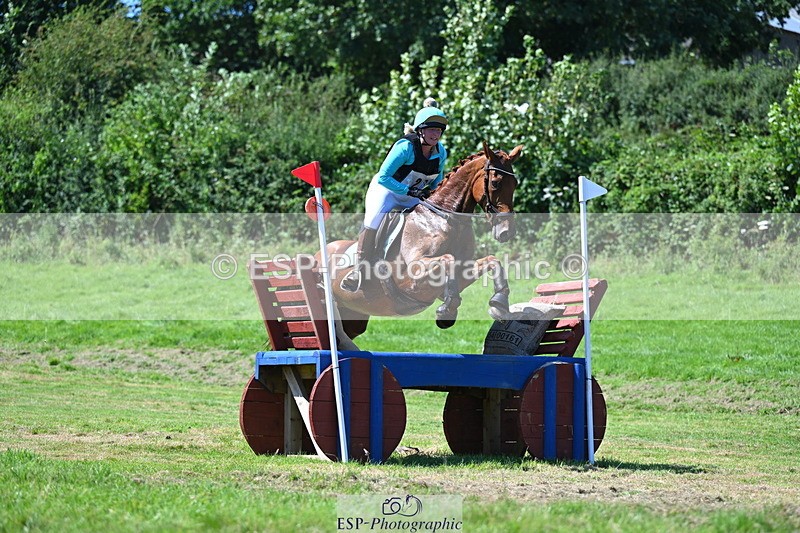 240811A-142805-04869 - 208-