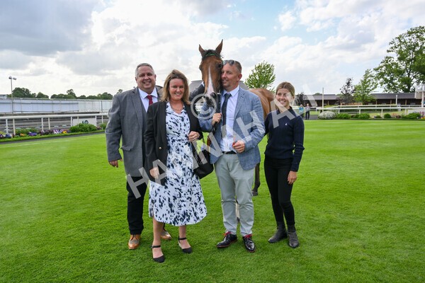 yr10062022r7-36 - Race 7 5.10pm Andy Thornton Hospitality Furniture Stakes