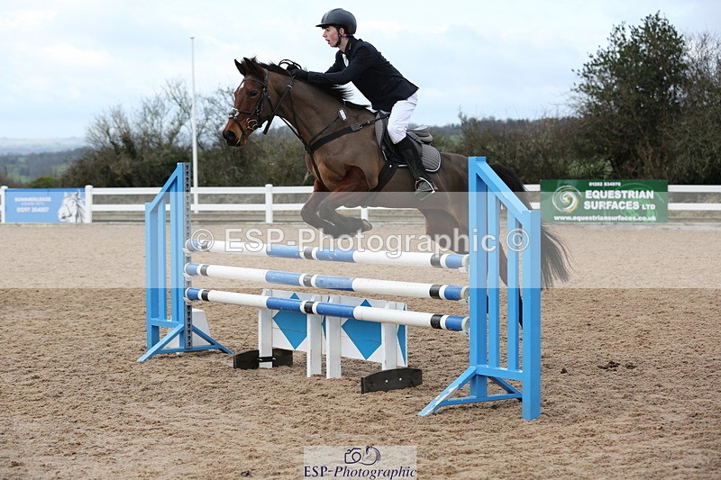 240211A-114804-02578 - Cls 5 Pony Newcomers & 1m Open