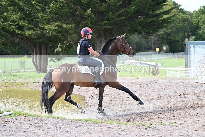 WJ7_2376 - Time 13:55 to 14:05