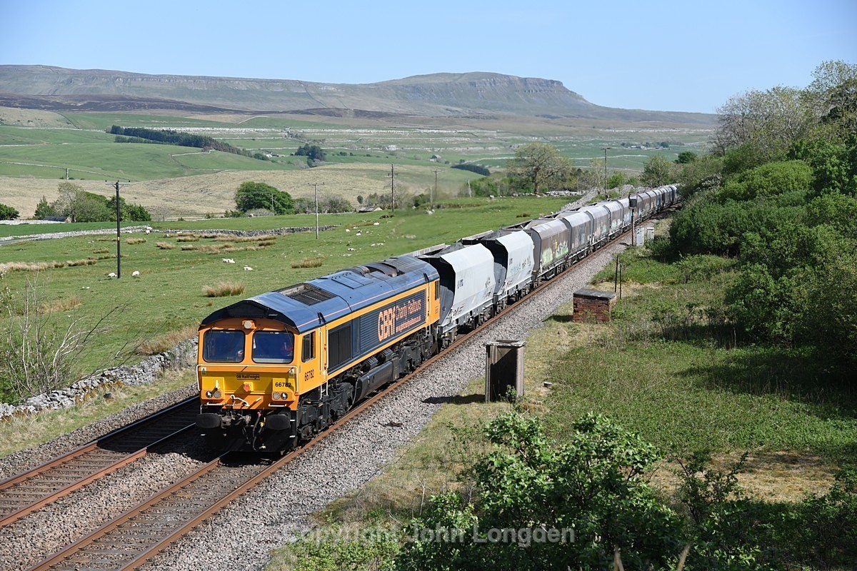 JL - 29.5.20 66782 6D77 Arcow - Hunslet, Salt Lake Cottages - Salt Lake Cottages