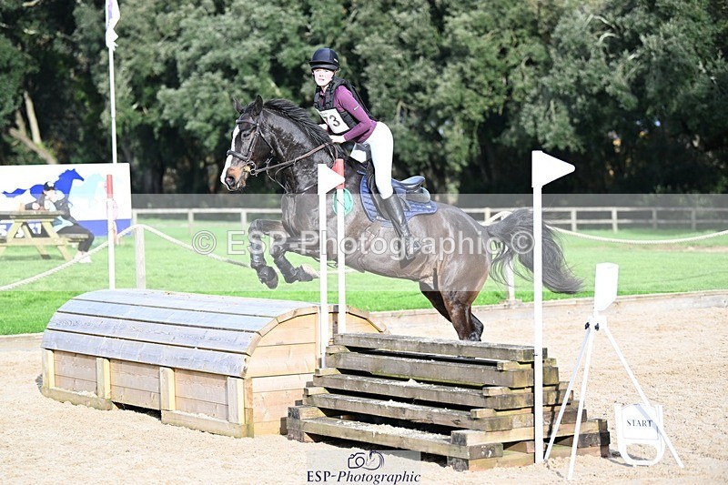 241117-133001-04188 - Cls 3 90-95cm 13.00 to 14.00