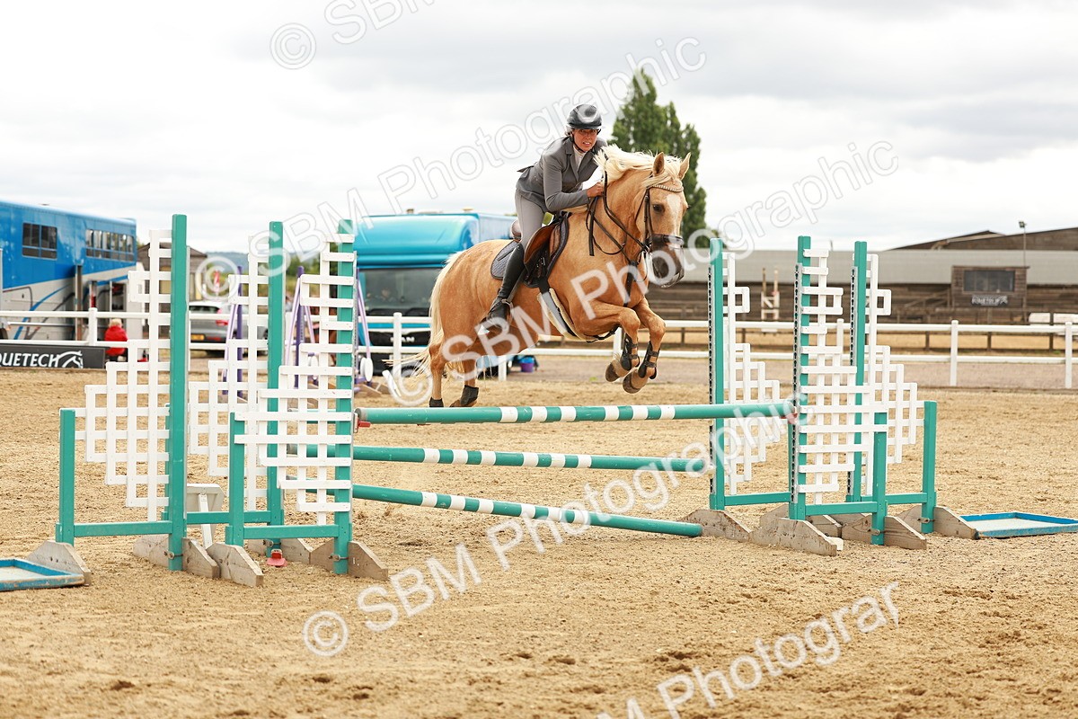 SBM_001971 - Class 9 - Senior British Novice - 90cm