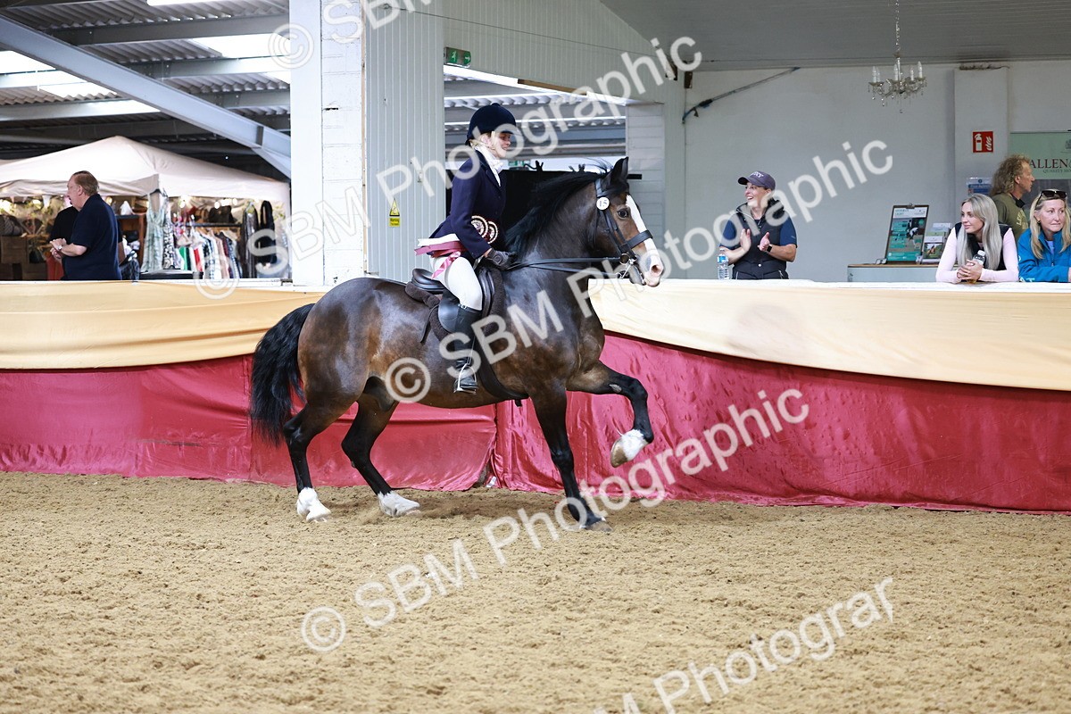 SBM_18934 - Class 952 - M&M Ridden Supreme Final