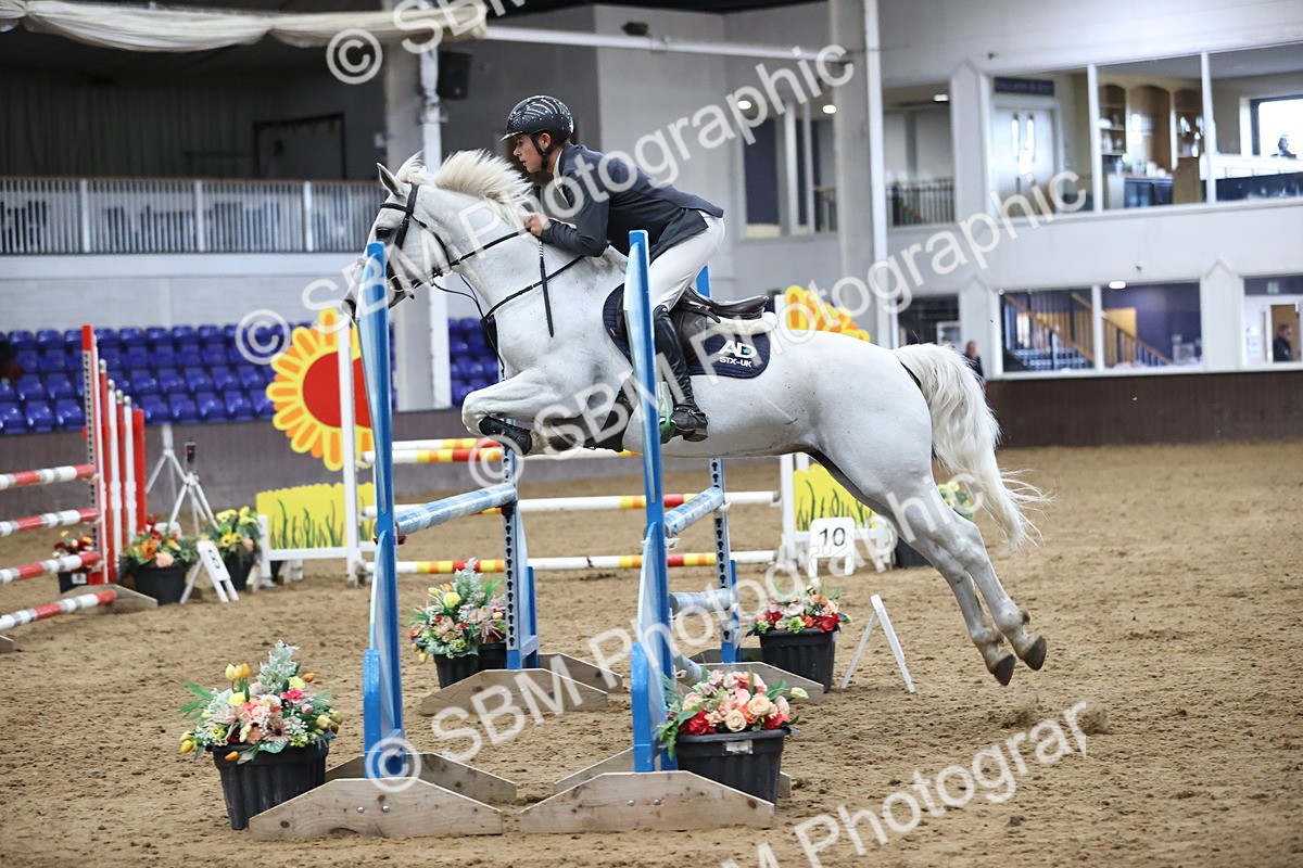 SBM_002947 - Class 13 - Blue Chip Pony Newcomers 1.00m Open