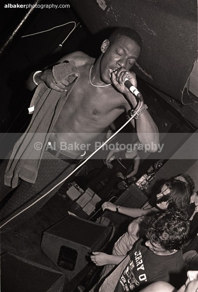 22 - Friends-&-Family @ the-roadhouse 27.09.01