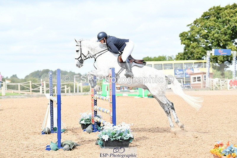 240915A-115349-09787 - Cls 27 Snr 1.05m & 1.10m GP