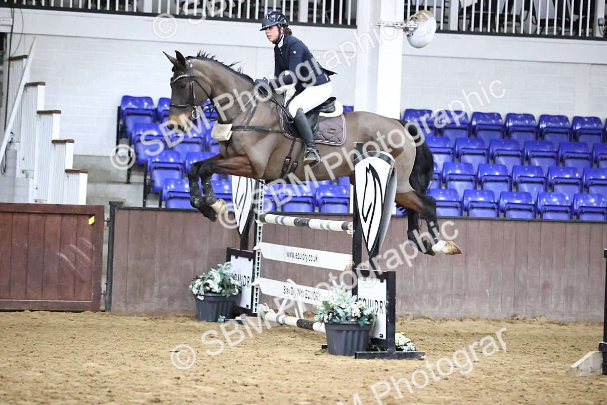 SBM_005314 - Class 17 - Senior Newcomers 1.10m