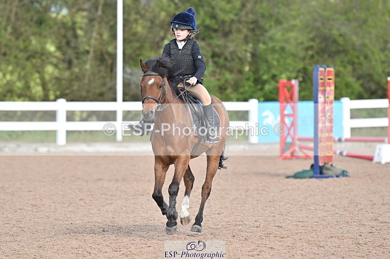240504A-091919-00083 - Cls 11 Clear Round 50cm