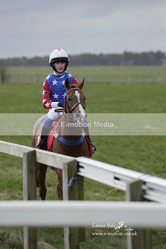 PtP 260323 1049 - New Forest Hounds Point-to-Point Larkhill 26/03/23