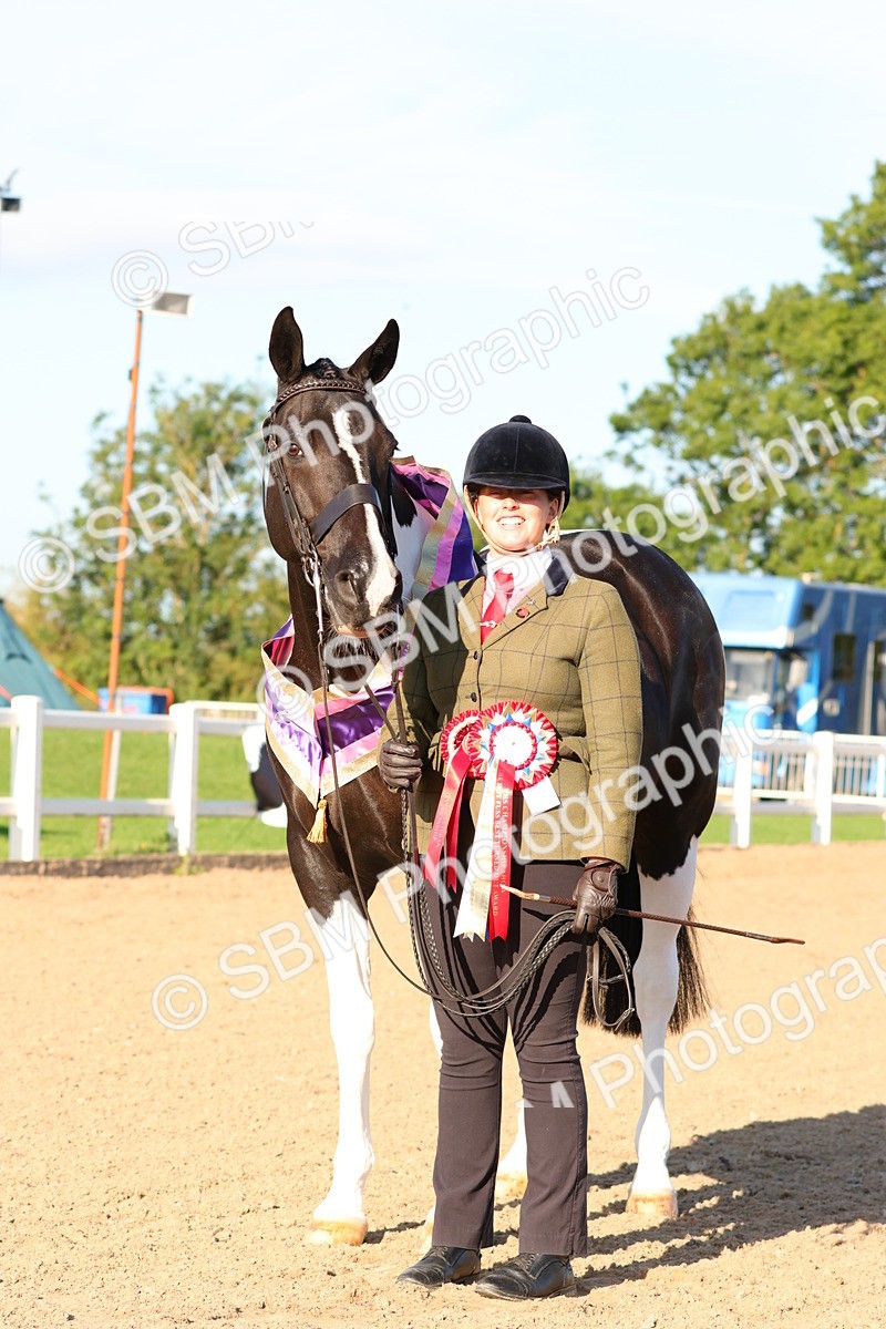 SBM_08080 - Class 201 - Best Turned Out - IH