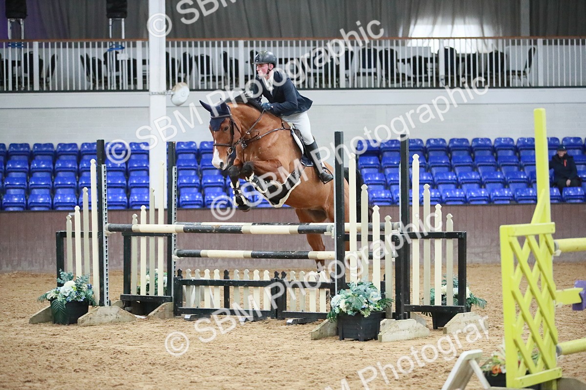 SBM_001098 - Class 4 - Senior Newcomers - 1.10m Open