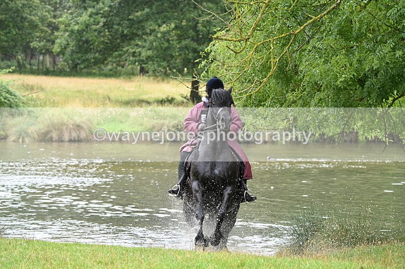 WJ7_9150 - Time at Water 11:53 to 12:23