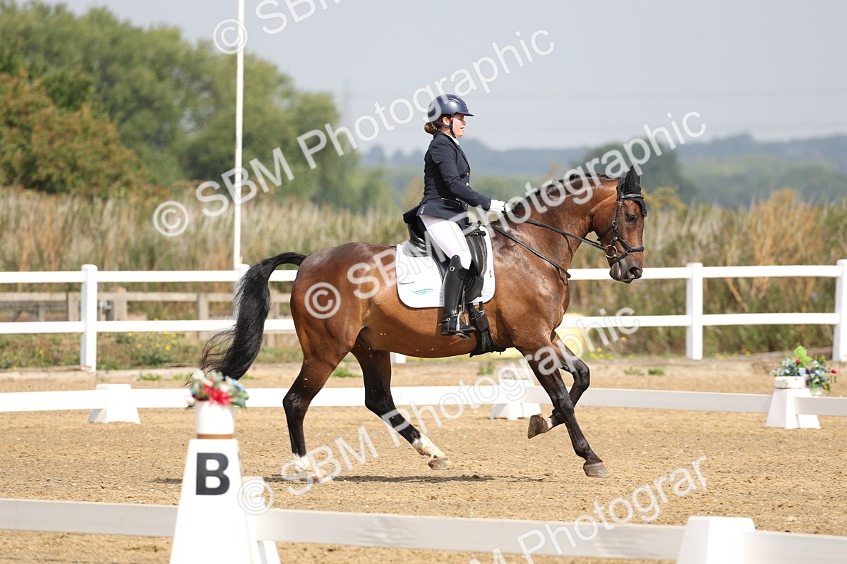 SBM_005730 - Class 6 - Novice 6 - 10.26-11.29