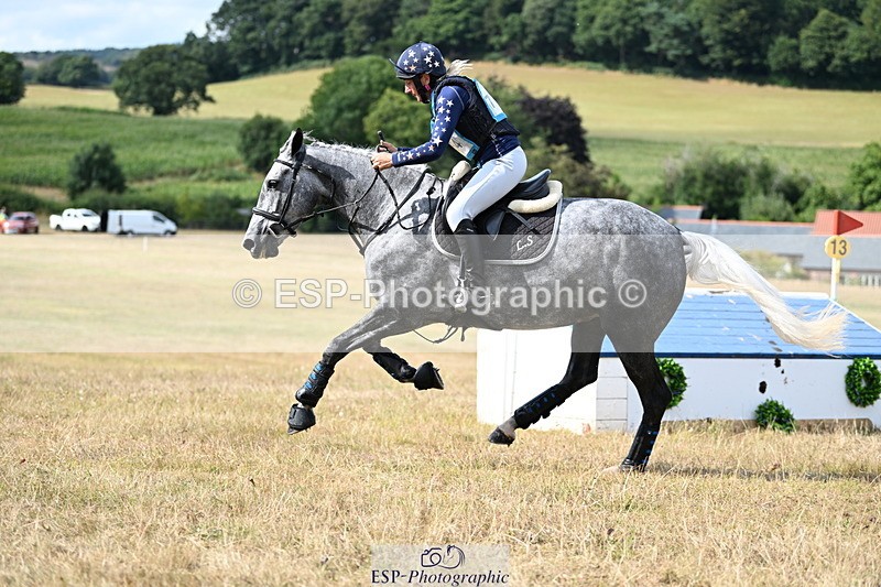 250803A-162158-16958 - Q-754-Leigh.Smallacombe-CRUISING.CARRA