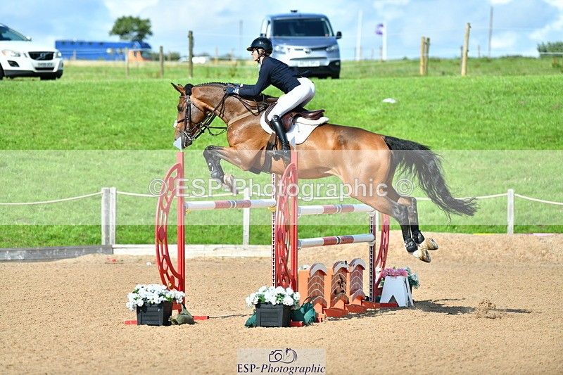 230723A-164958-13688 - Cls 8, 2 Star Medium 1.35m