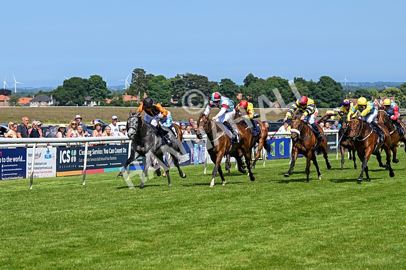 250624-Race 3-Island Native-5400 - Race 3