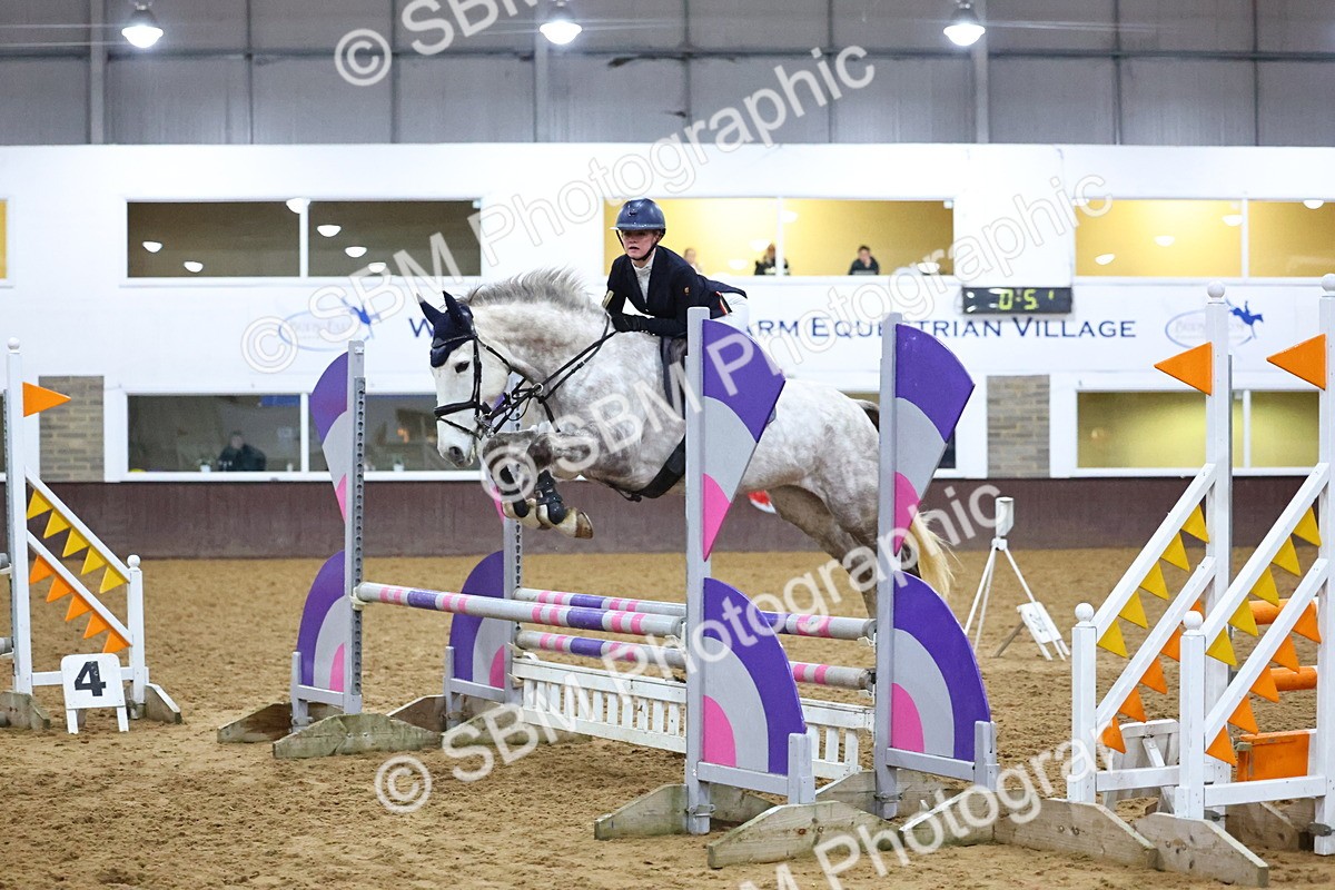 SBM_002888 - Class 6 - Holly & Ivy Stakes - 90cm