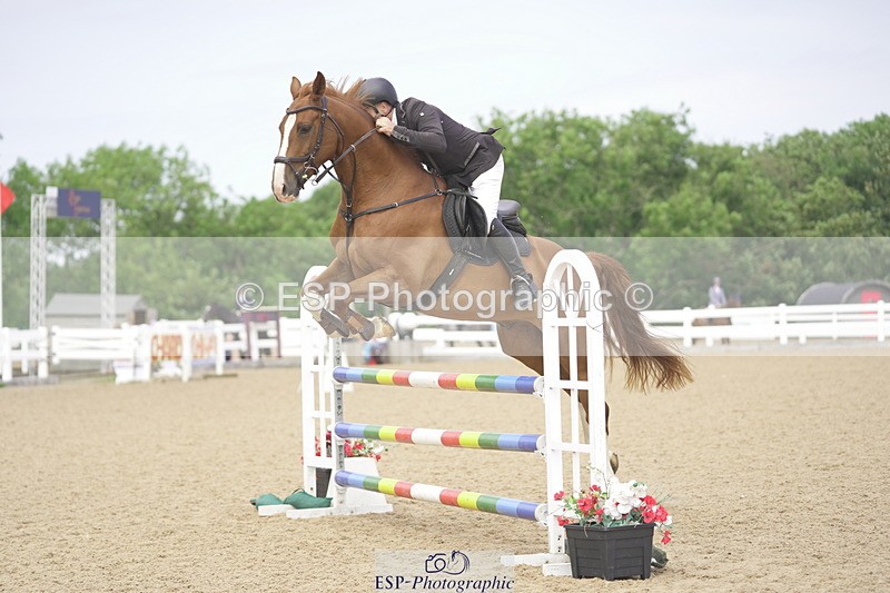 230810A-140616-02609 - Cls 4 1.05m Amateur Quali