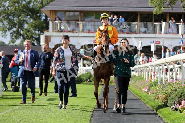 yr20082022r6-26 - Race 6 4.45 pm Julia Graves Roses Stakes