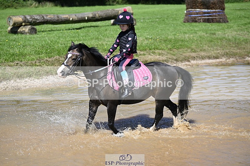 240728B-112125-00945 - Theo's Group XC