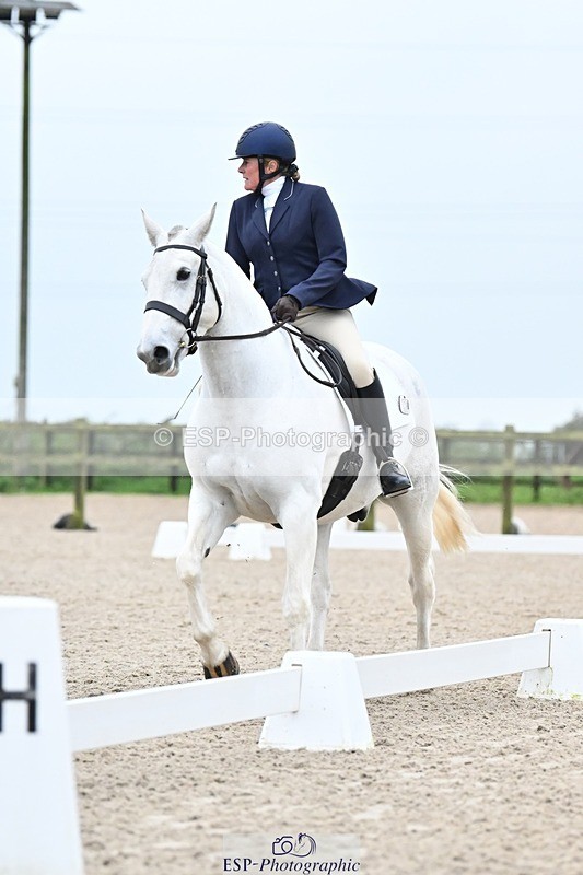 241103-152732-03128 - Novice 1 - 14.44 to 16.08