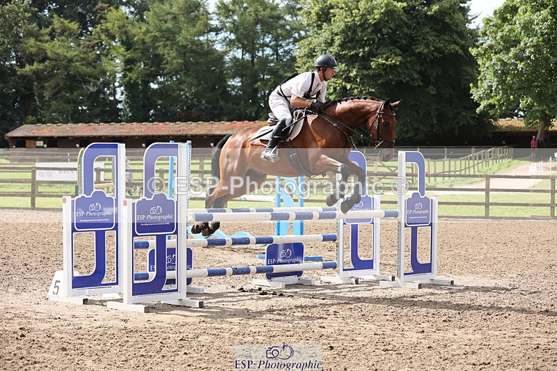 240804-104423-11251 - 306-Rupert_Batting-COOMBELAND_ALBERTS_RUMOUR_II